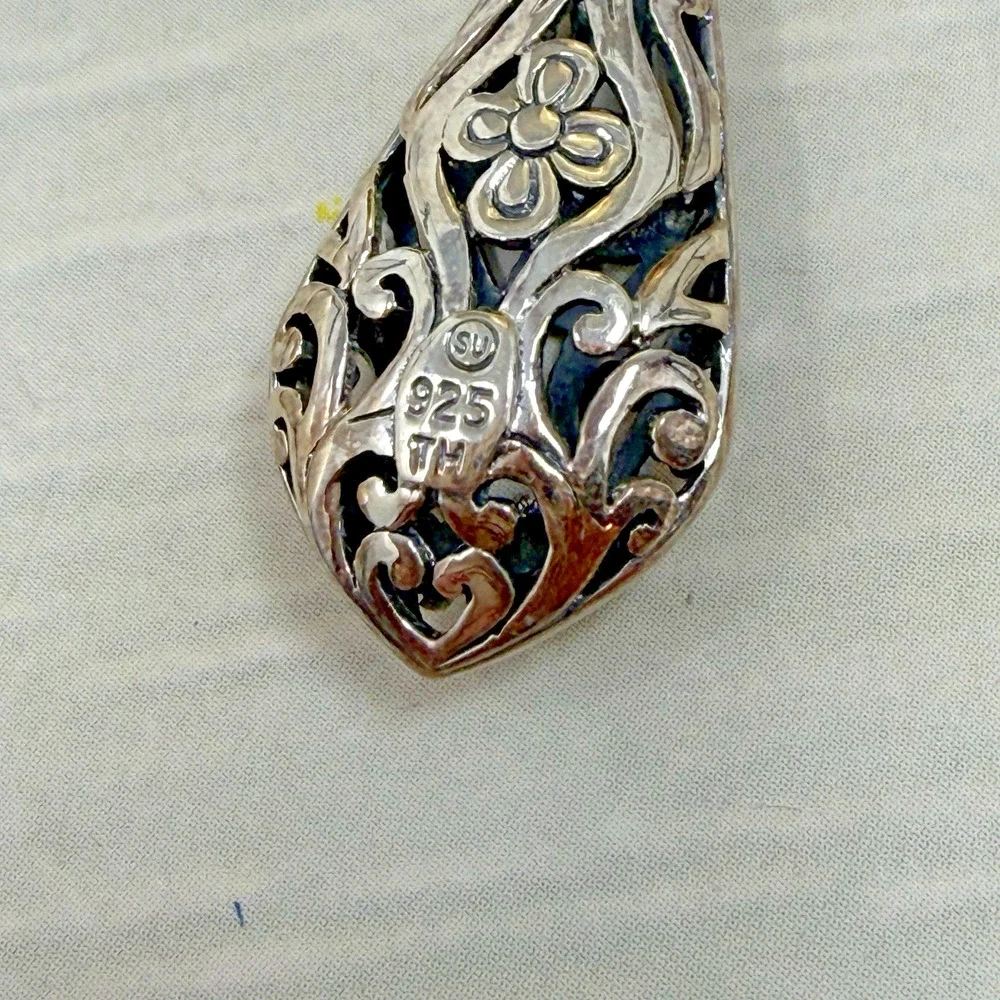 SU sterling silver